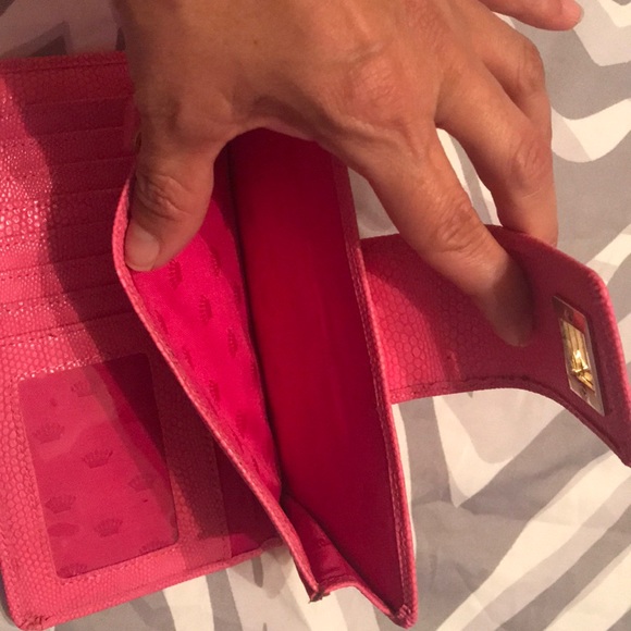 Wallet - Picture 6 of 7